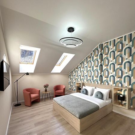 Modern Apartment In The City Center إلفيف المظهر الخارجي الصورة