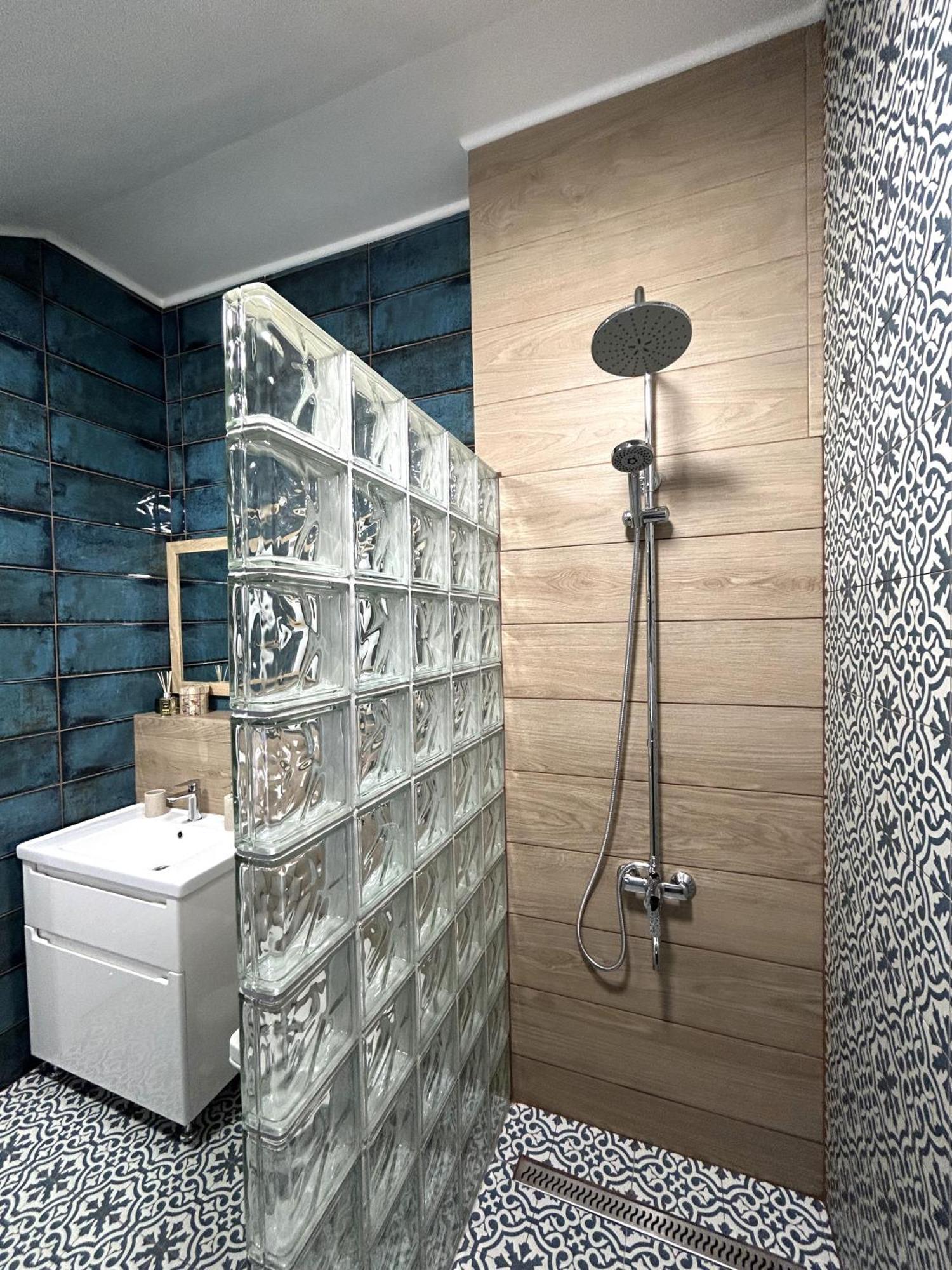Modern Apartment In The City Center إلفيف المظهر الخارجي الصورة