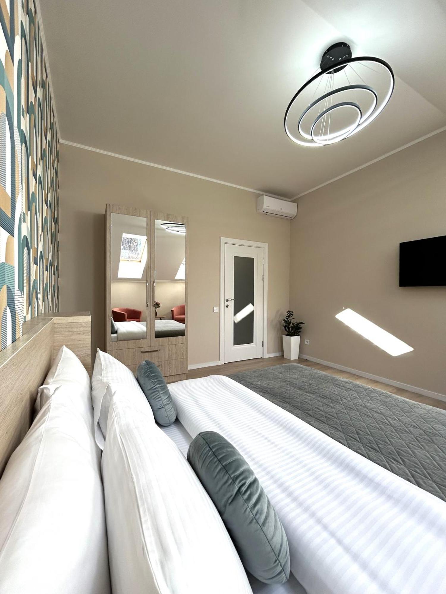 Modern Apartment In The City Center إلفيف المظهر الخارجي الصورة